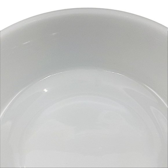 Vintage White Milk Glass Round Baker One Quart Small Casserole Side Dish #436 - Picture 5 of 10